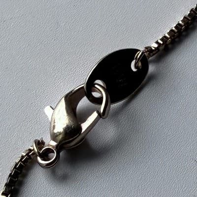 Vintage Avon Jade Pendant Necklace with 24in Chain Gold Tone Asian Motif Symbol - Thumbnail 11