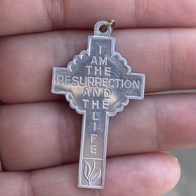 Vintage NOS Aluminum Cross Pendant Jesus 👼🏼I Am the Resurrection and the Life - Thumbnail 2