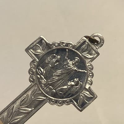 Vintage NOS Aluminum Cross Pendant Jesus 👼🏼I Am the Resurrection and the Life - Thumbnail 4