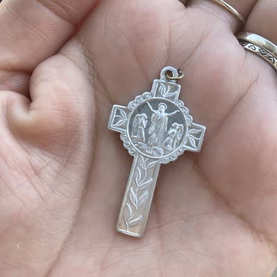 Vintage NOS Aluminum Cross Pendant Jesus 👼🏼I Am the Resurrection and the Life - Thumbnail 10