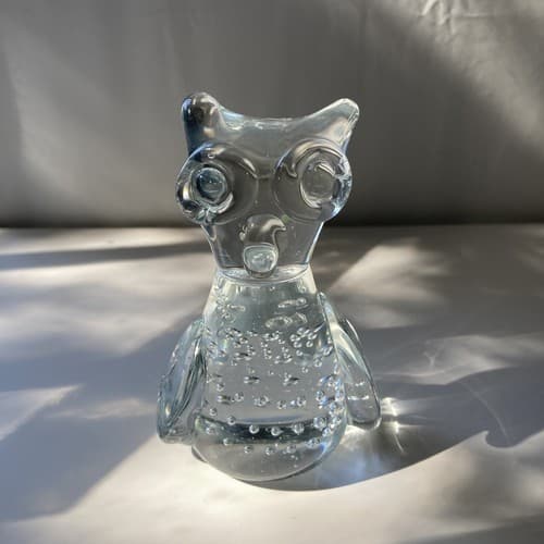 Vintage Art Glass Owl Paperweight Figurine Clear Bullicante Controlled Bubbles