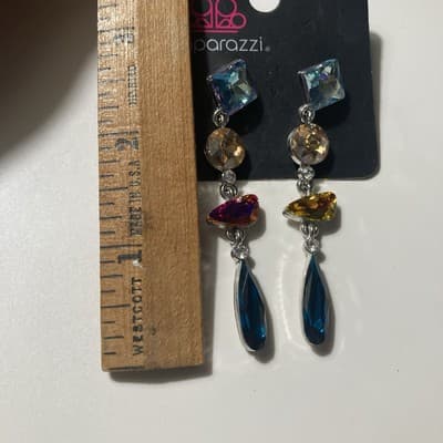 Paparazzi Jewelry Rock Candy Elegance Earrings- Multicolored Iridescent - Thumbnail 2