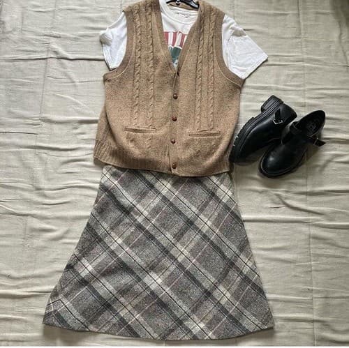 Vintage Tweed A-line Knee Length Skirt by Salem Womens S-M Academia Preppy Twee
