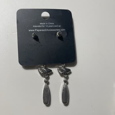 Paparazzi Jewelry Rock Candy Elegance Earrings- Multicolored Iridescent - Thumbnail 3
