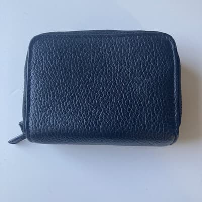 Buxton Black Genuine Leather Wizard Accordian Wallet Coins Small Leather Goods