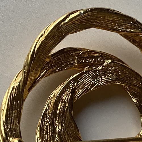 Vintage Gold Tone Monet Brooch Pin Lot Of 3 Vtg Signed Estate Leaf Jewelry MCM - Thumbnail 4