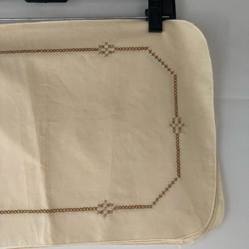 Vintage Homemade Handstitched Set of 4 linen/cotton Placemats 11.5in by 17.5 in - Thumbnail 16