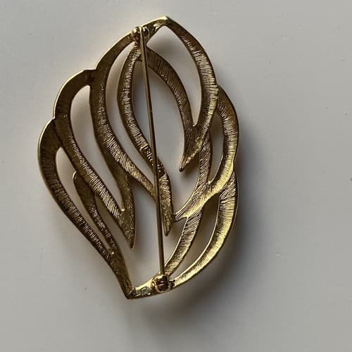 Vintage Gold Tone Monet Brooch Pin Lot Of 3 Vtg Signed Estate Leaf Jewelry MCM - Thumbnail 10