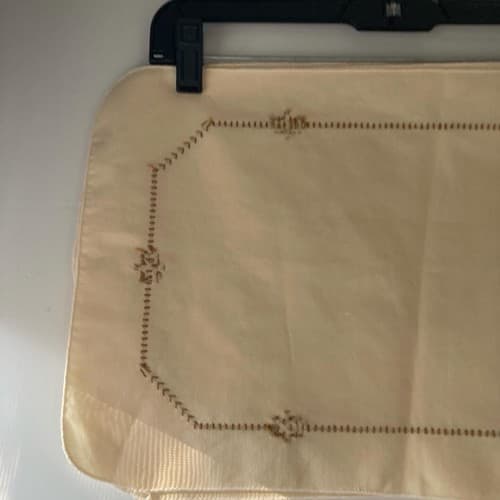 Vintage Homemade Handstitched Set of 4 linen/cotton Placemats 11.5in by 17.5 in - Thumbnail 18
