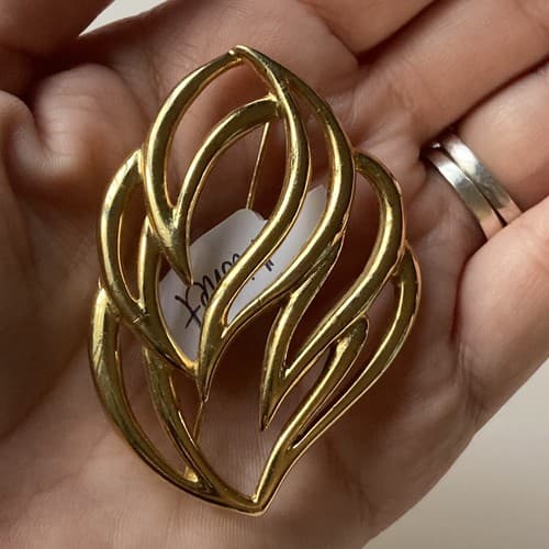 Vintage Gold Tone Monet Brooch Pin Lot Of 3 Vtg Signed Estate Leaf Jewelry MCM - Thumbnail 12