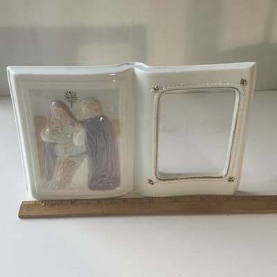 Vintage Christmas Nativity Scene Bible Picture Frame Ceramic Porcelain Pastels - Thumbnail 5