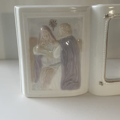 Vintage Christmas Nativity Scene Bible Picture Frame Ceramic Porcelain Pastels - Thumbnail 2