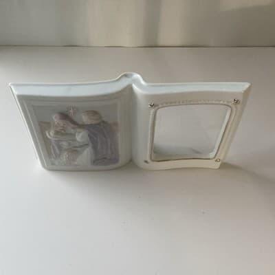 Vintage Christmas Nativity Scene Bible Picture Frame Ceramic Porcelain Pastels - Thumbnail 11