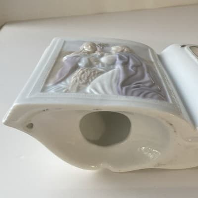 Vintage Christmas Nativity Scene Bible Picture Frame Ceramic Porcelain Pastels - Thumbnail 12