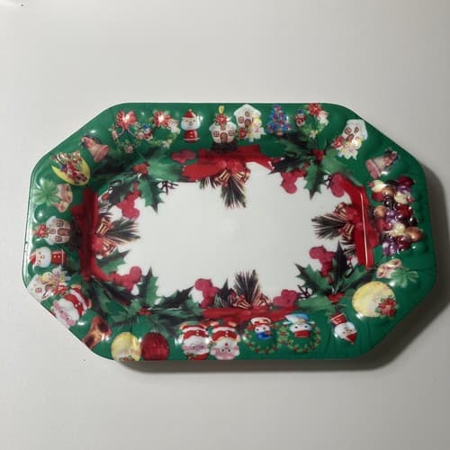 Vintage Christmas Plastic Snack Trays Set of 4 Holiday Hosting Dining Xmas Scene - Thumbnail 10