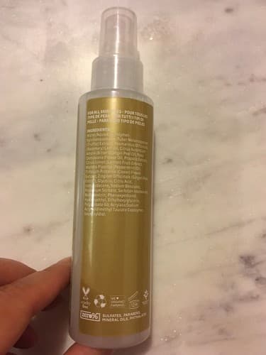 Skin Co Truffle Therapy Illuminating Skin Refresh Mist Radiant Dew Spray 4.06 oz - Thumbnail 4