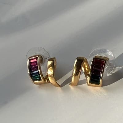 Vintage Roman Rainbow Baguette Rhinestone Earrings Swirl Gold Tone Posts Retro