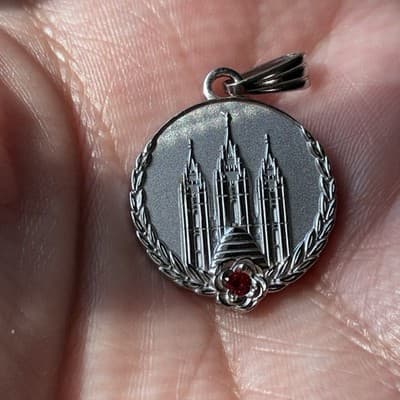 LDS Mormon Young Womens Personal Progress Medallion Silver Tone Red Rhinestone - Thumbnail 4
