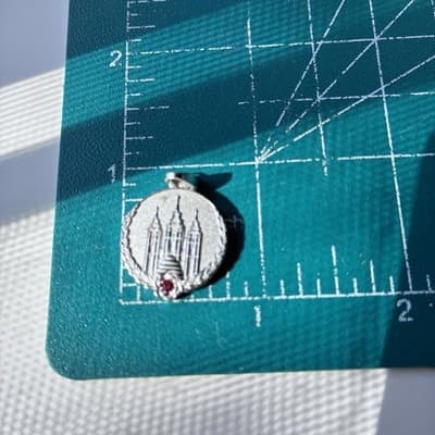 LDS Mormon Young Womens Personal Progress Medallion Silver Tone Red Rhinestone - Thumbnail 5