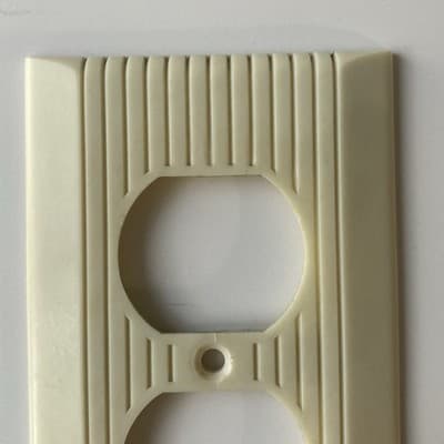 Vintage Bakelight General Electric Power Outlet Cover Plate Art Deco USA Made - Thumbnail 3