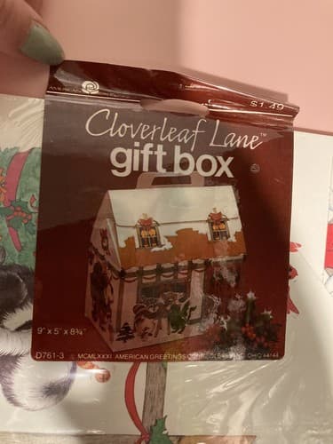 Vintage American Greetings Christmas Cloverleaf Lane Gift box. NOS 9x5x8 3/4 USA - Thumbnail 6