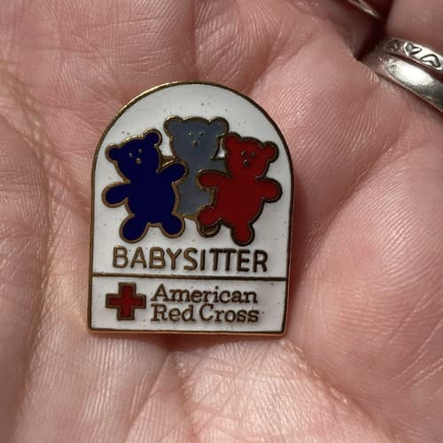 Vintage American Red Cross Babysitter Bears Enameled Pin 80s 90s Retro Deadstock - Thumbnail 2