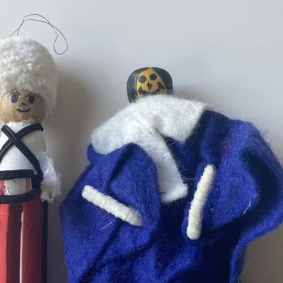 Vintage Christmas Clothes Pin Ornaments Home Made Plus Old World Santa 4pcs READ - Thumbnail 7