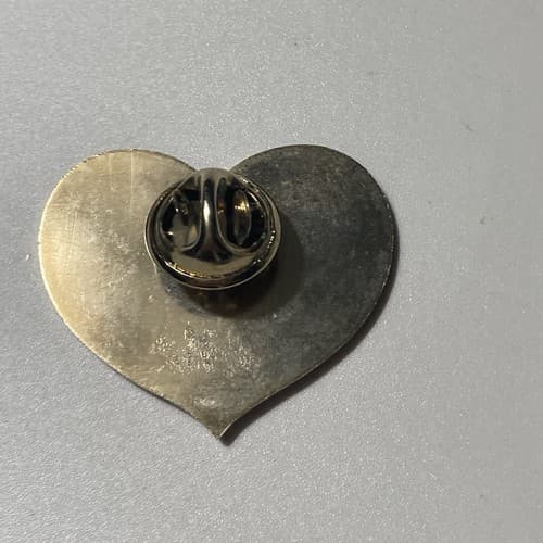 Vintage Heart Pin "LOVE ME" Conversation Hearts 80s 90s Retro Deadstock - Thumbnail 3