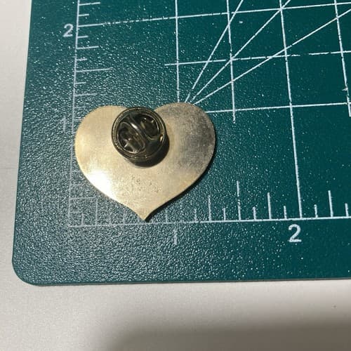 Vintage Heart Pin "LOVE ME" Conversation Hearts 80s 90s Retro Deadstock - Thumbnail 4