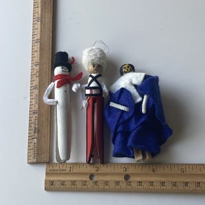 Vintage Christmas Clothes Pin Ornaments Home Made Plus Old World Santa 4pcs READ - Thumbnail 9