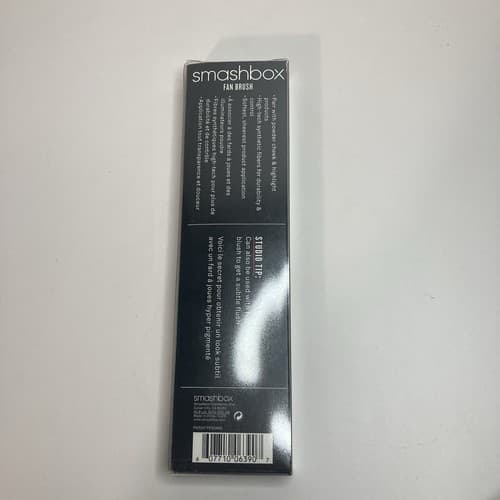 Smashbox Cosmetics Camera Ready High lighting Fan Brush New In Package - Thumbnail 5