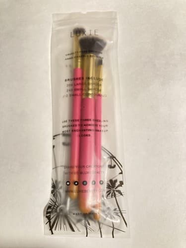 Luxie Brushes Summer Daze Brush Set 3 pack set NIP Shader and Coutouring - Thumbnail 2