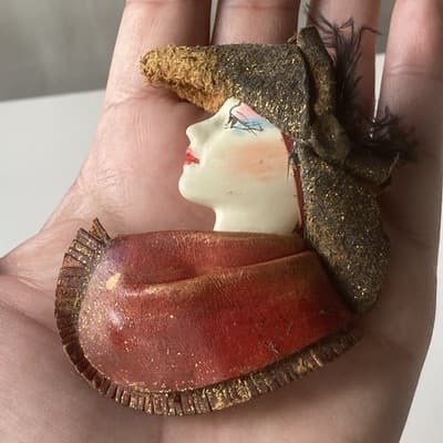 Vintage Lady Head Brooch Leather Suede Feather Head Piece Hat Artisan Retro 3in - Thumbnail 9