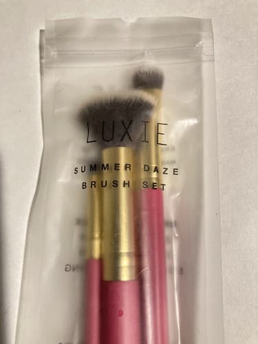 Luxie Brushes Summer Daze Brush Set 3 pack set NIP Shader and Coutouring - Thumbnail 3