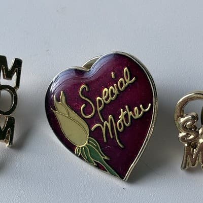 Vintage Special Mother #1 MOM Floral Enameled Gold Tone Pin Lot Of 3 Mothers Day - Thumbnail 4