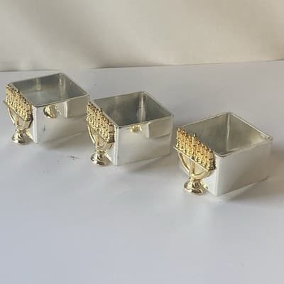 Menorah Metal Napkin Rings Holders Set of 6 Gold and Silvertone READ DESCRIPTION - Thumbnail 11
