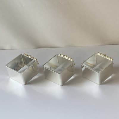 Menorah Metal Napkin Rings Holders Set of 6 Gold and Silvertone READ DESCRIPTION - Thumbnail 15