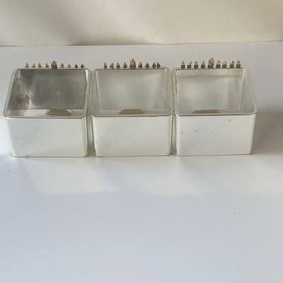 Menorah Metal Napkin Rings Holders Set of 6 Gold and Silvertone READ DESCRIPTION - Thumbnail 13