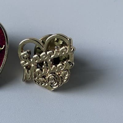 Vintage Special Mother #1 MOM Floral Enameled Gold Tone Pin Lot Of 3 Mothers Day - Thumbnail 5