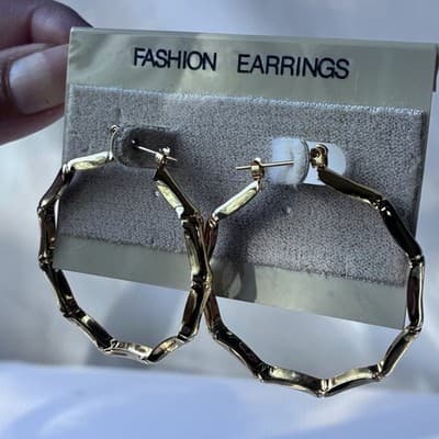 Vintage Deadstock Gold Tone Bamboo Hoop Earrings Hoops On Card 80s 90s Statement - Thumbnail 9