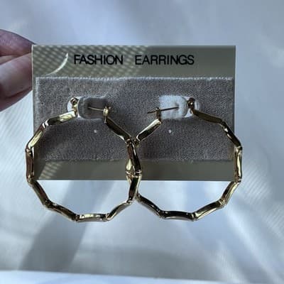 Vintage Deadstock Gold Tone Bamboo Hoop Earrings Hoops On Card 80s 90s Statement