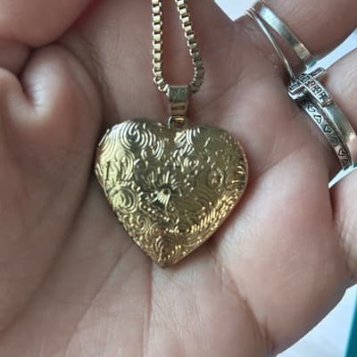 Vintage Gold Tone Heart Locket Etched Filigree Laser Engraved I Love You 80s 90s