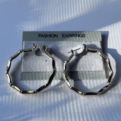 Vintage Deadstock Gold Tone Bamboo Hoop Earrings Hoops On Card 80s 90s Statement - Thumbnail 8