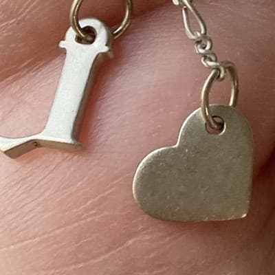 Vintage Avon Sterling Silver 925 Anklet W/ Charms Figaro Chain Heart “L” 9inch - Thumbnail 4