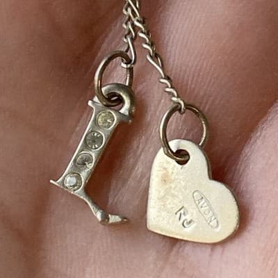 Vintage Avon Sterling Silver 925 Anklet W/ Charms Figaro Chain Heart “L” 9inch - Thumbnail 3
