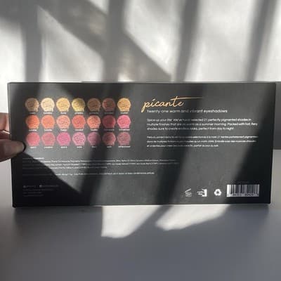 Karity PICANTE Eyeshadow Palette 21 Pans/Shades NEW BOXED - Thumbnail 3