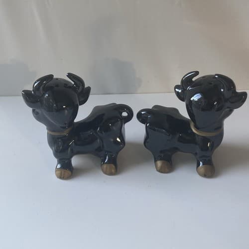 Vintage Anthropomorphic Bulls Cows Redware Salt & Pepper Shakers Japan - Thumbnail 2