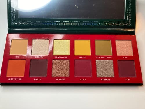 Ace Beaute “Classical Paradise “ Eyeshadow Palette NWOB Full Size - Thumbnail 3