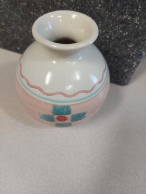 Southwest Studio Pottery Vase Southwest Design Handmade Pastel Colors 4 7/8”H. - Thumbnail 4
