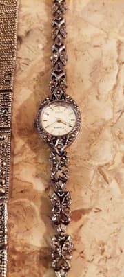 Vintage Watch Lot Marisite Rare Find Unchecked. 7 Watches 1 Braclet - Thumbnail 10
